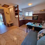 Lejlighed In 40895 Crikvenica